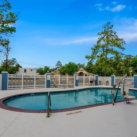 Comfort Inn Conroe Εξωτερικό φωτογραφία